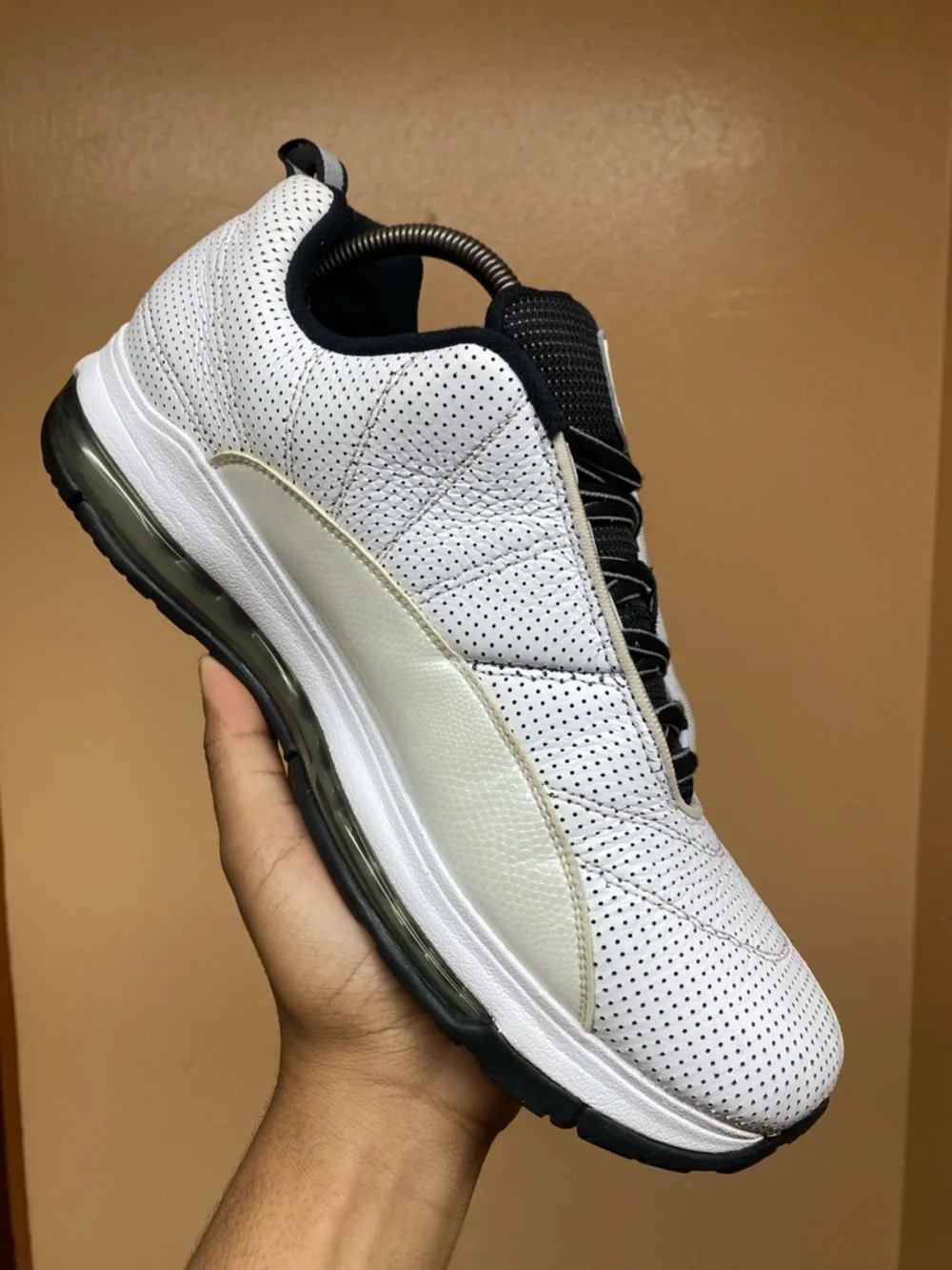 2011 Air Jordan CMFT Max Air 12 LTR “White/Wolf Grey-Black” Size 10.5 434034-102